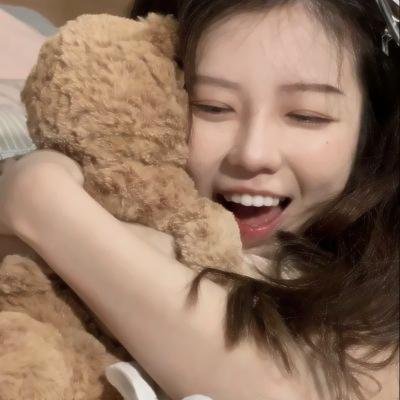 开局变假为真，女神为我疯狂